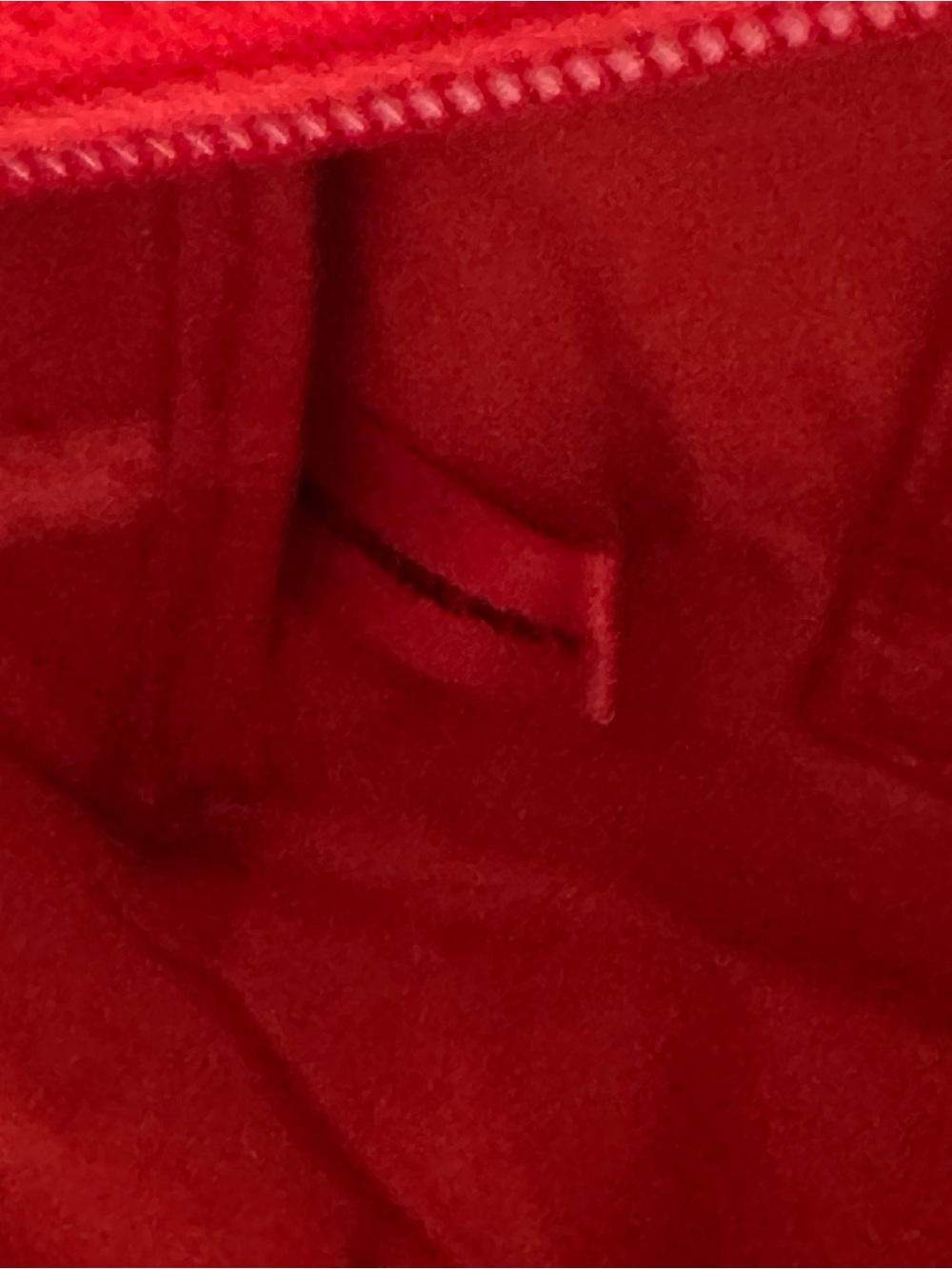 Burberry Red Beauty Bag GWP item NWOT PLZ READ DESCRIPTION - Picture 6 of 7